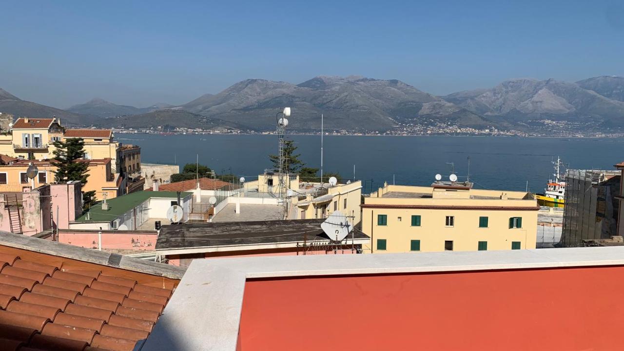 Bed and Breakfast Dimora Del Leone Гаэта Экстерьер фото