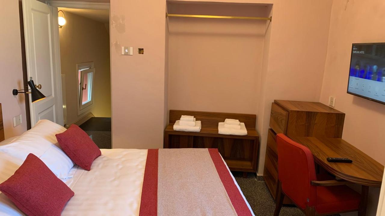 Bed and Breakfast Dimora Del Leone Гаэта Экстерьер фото