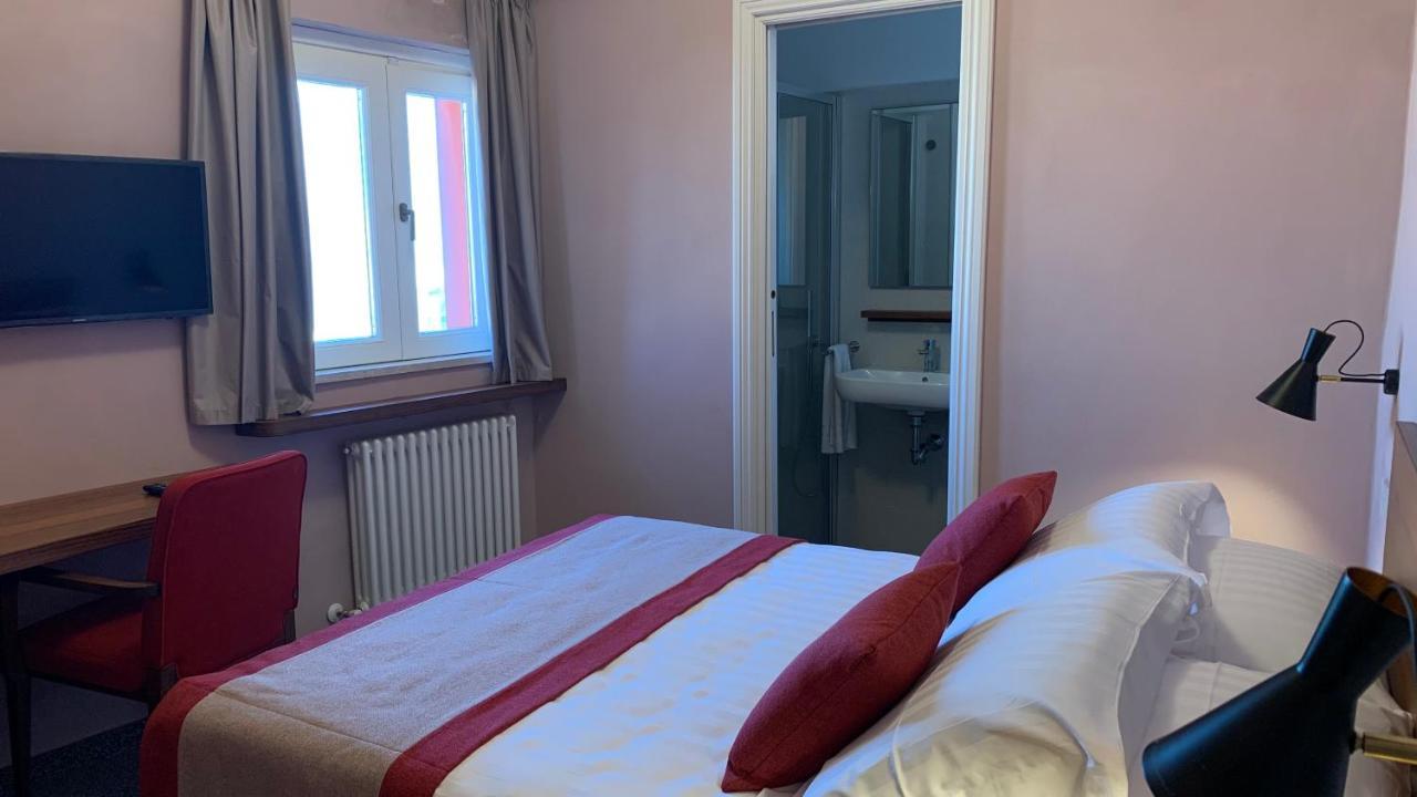 Bed and Breakfast Dimora Del Leone Гаэта Экстерьер фото