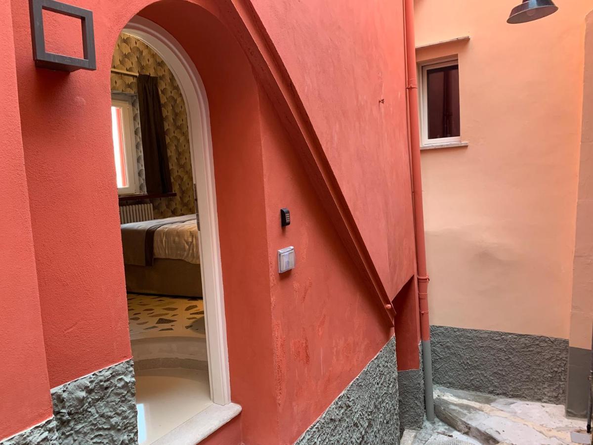Bed and Breakfast Dimora Del Leone Гаэта Экстерьер фото