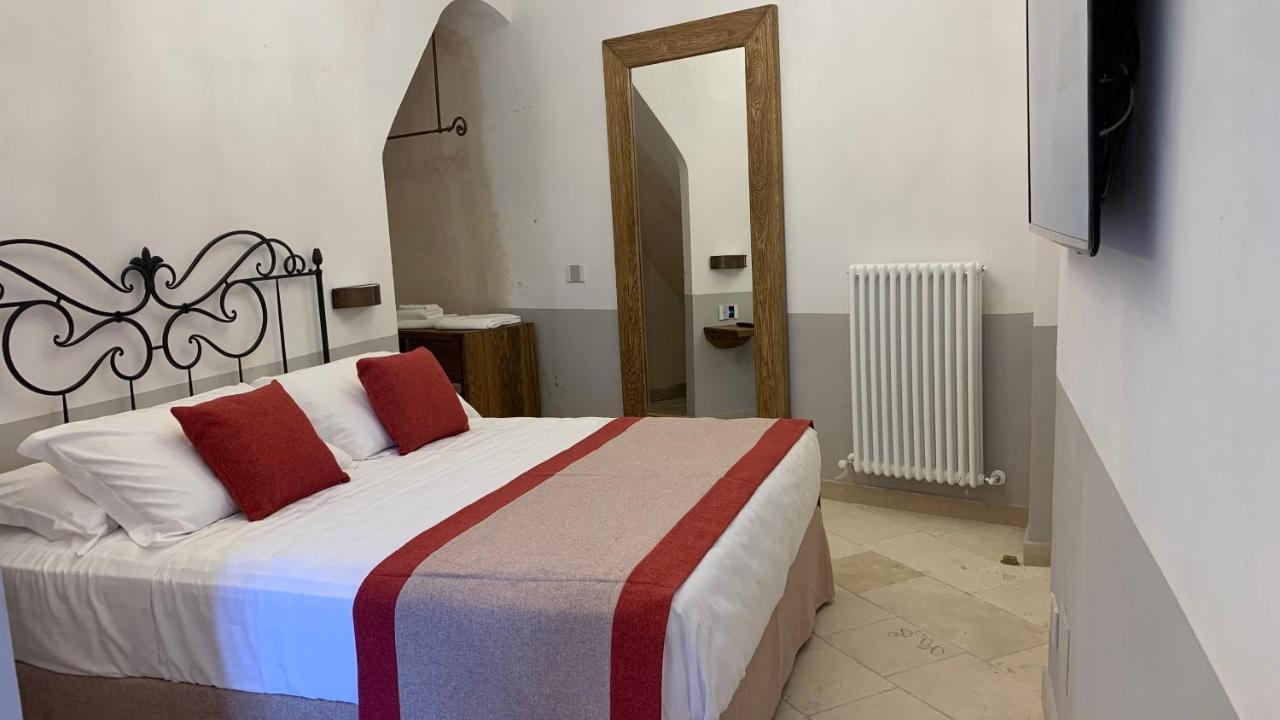 Bed and Breakfast Dimora Del Leone Гаэта Экстерьер фото