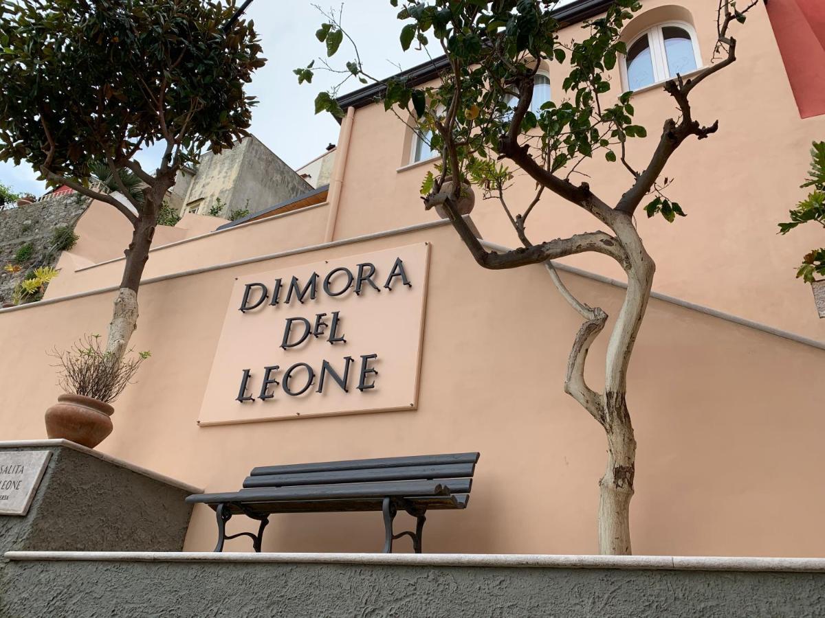 Bed and Breakfast Dimora Del Leone Гаэта Экстерьер фото