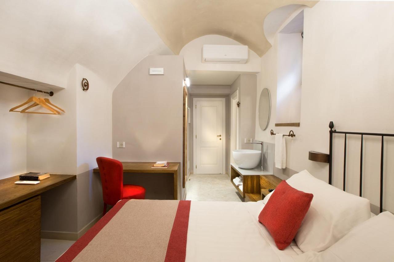 Bed and Breakfast Dimora Del Leone Гаэта Экстерьер фото